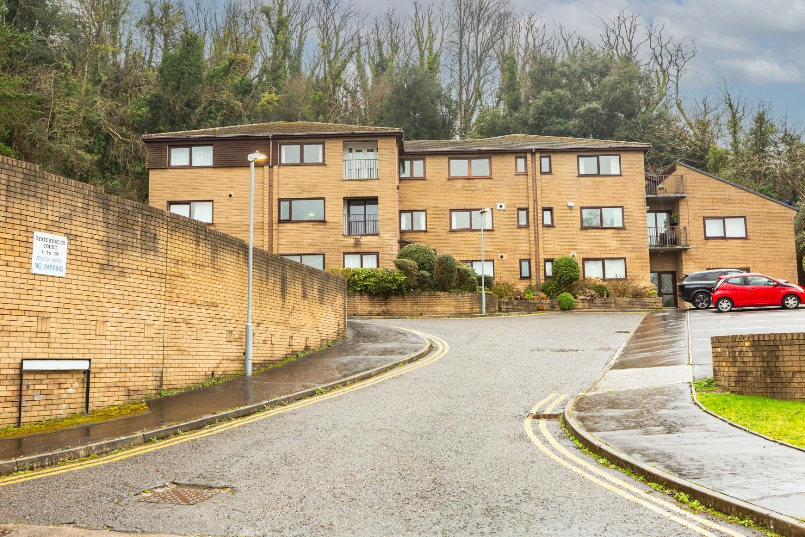 Oystermouth Court, Mumbles, Swansea, SA3 5TD